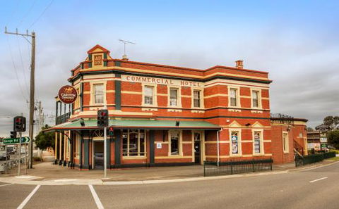 The Commercial Hotel - Dentist Find 0