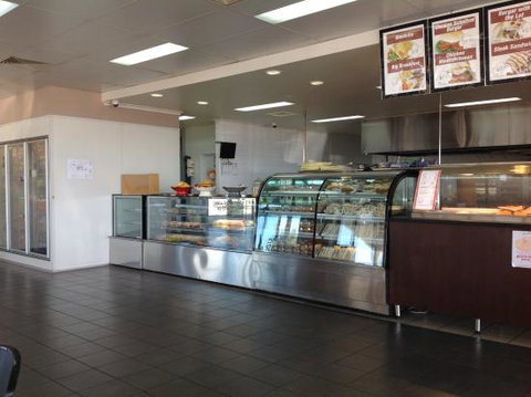 Ararat Roadhouse Restaurant - Dentist Find 0