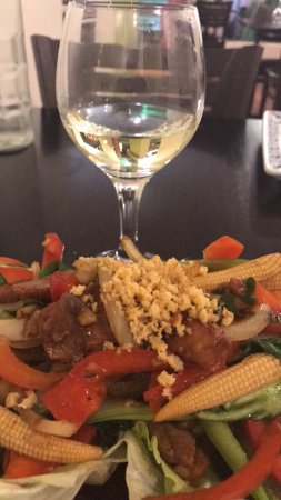 Emerald Thai Restaurant - Dentist Find 0