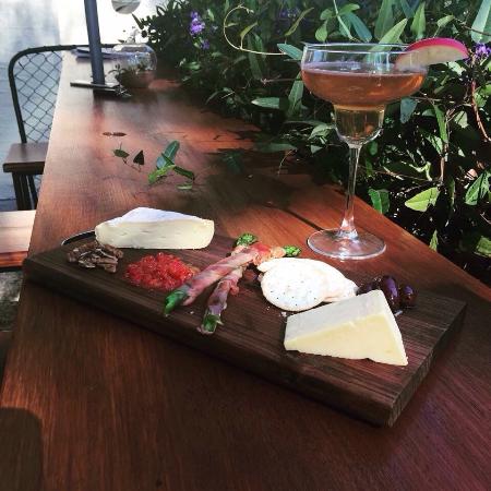 One Wild Apple - Dentist Find 0