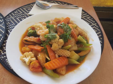 Fai Thai - Dentist Find 0