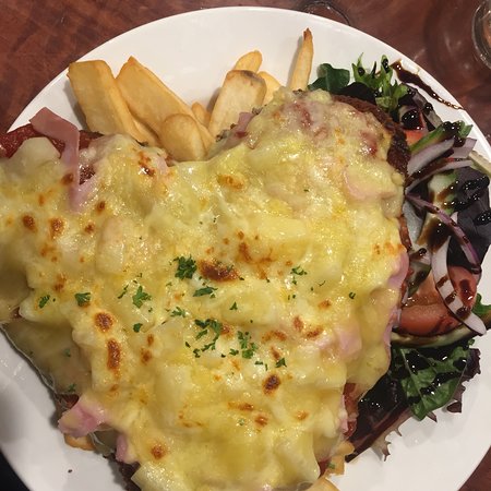 Halls Gap Tavern