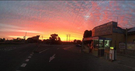 Moriac Store
