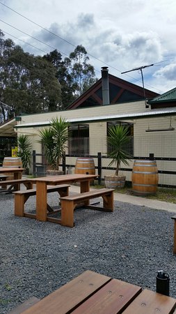 The Warburton Hotel Wesburn