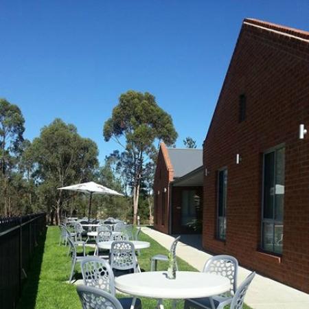 Farmers Arms Hotel