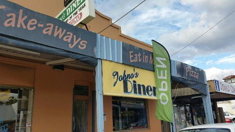 Johno's Diner - Dentist Find 0