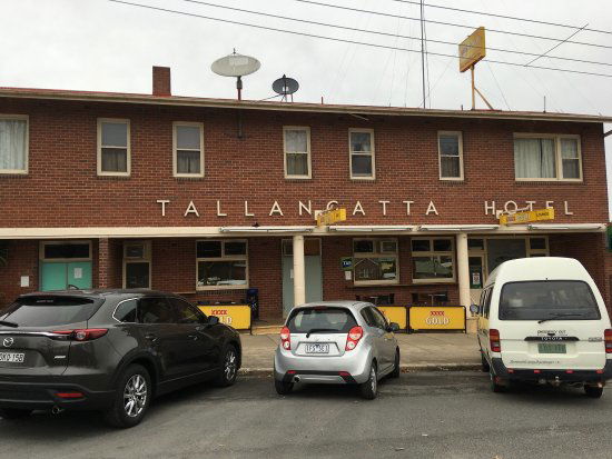 Tallangatta Hotel