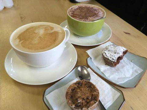 Temuku Soul Food - Dentist Find 0