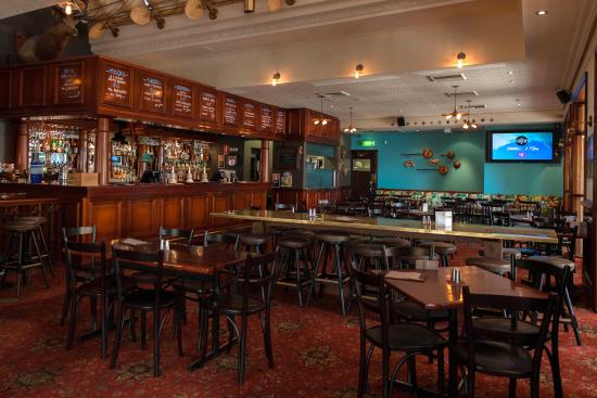Gilroys Hotel