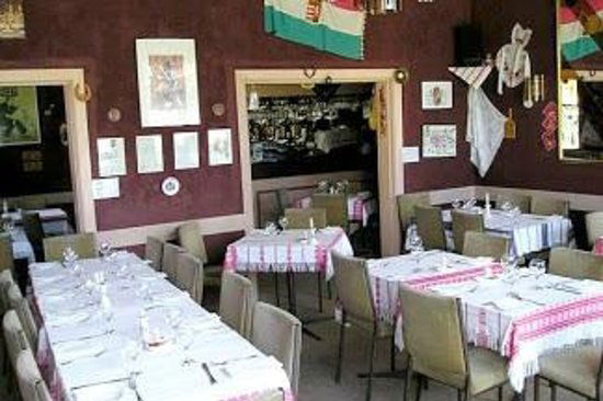 Corner 75 Restaurant