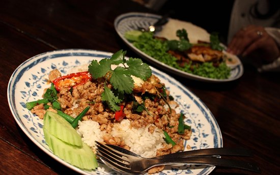 Chat Thai Takeaway