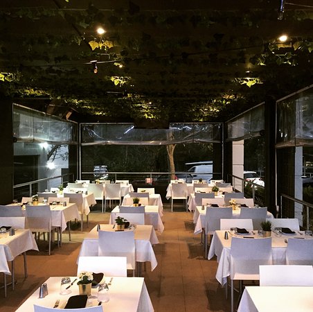 Spada Kitchen & Bar - Dentists Australia 0
