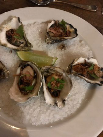 The Gunyah Restaurant at Paper Bark Camp