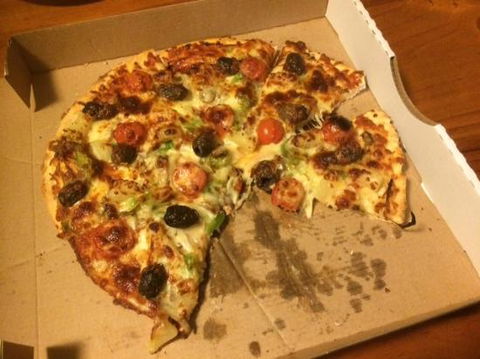 House Of Pizza - Dentist Find 0