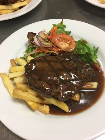 Bistro 447