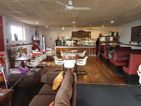 Coffee 22 - Dentist Find 0