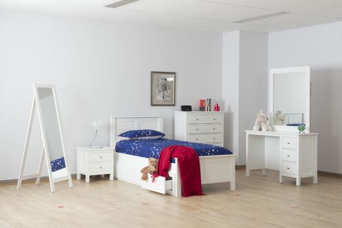 V.I.P. Furniture  Bedding