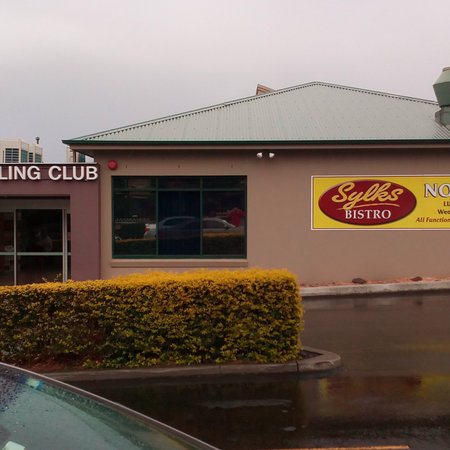 Sylks Bistro