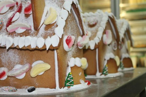 The Cream Patisserie - Dentist Find 0