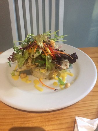 Bonny Hills Beach Hotel Bistro - Dentist Search 0