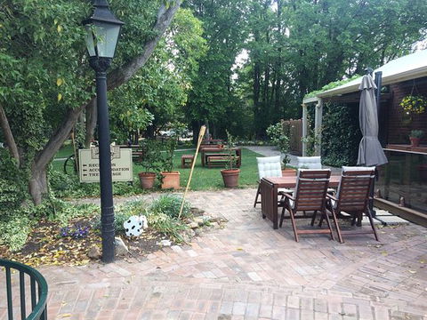 The Carrington Inn - Wintergarden - Dentist Search 0