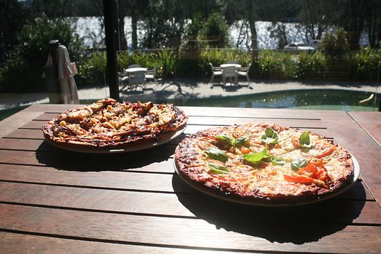 Barefoot Cafe  Pizza