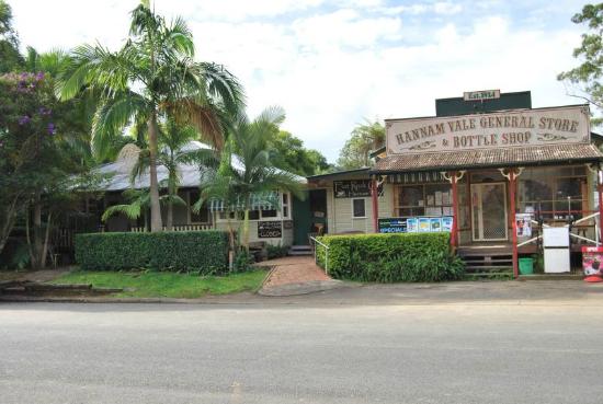 Hannam Vale Cafe  Bottle Shop