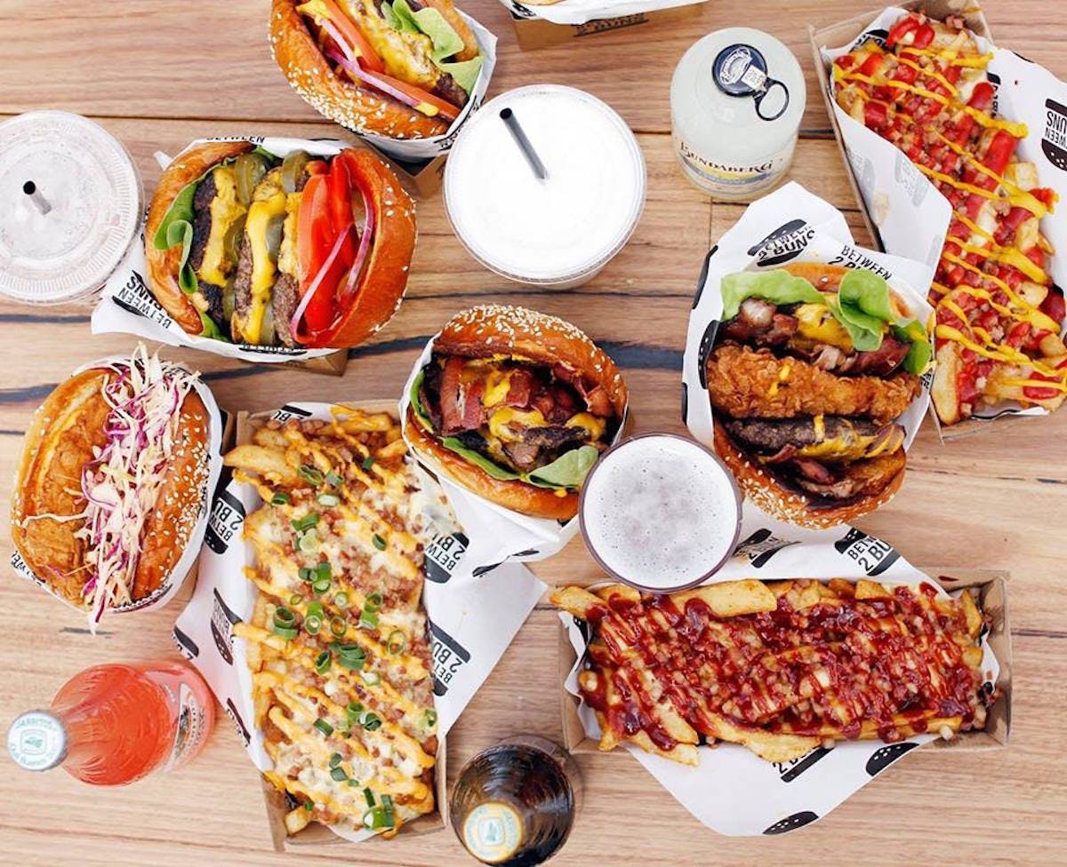 Between 2 Buns - Altona