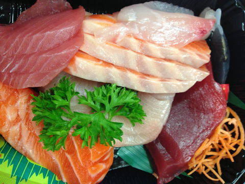 Claringbolds Sushi Bar - Dentist Find 0