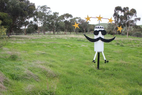 Heard It On The Grapevine - Dentist Find 0