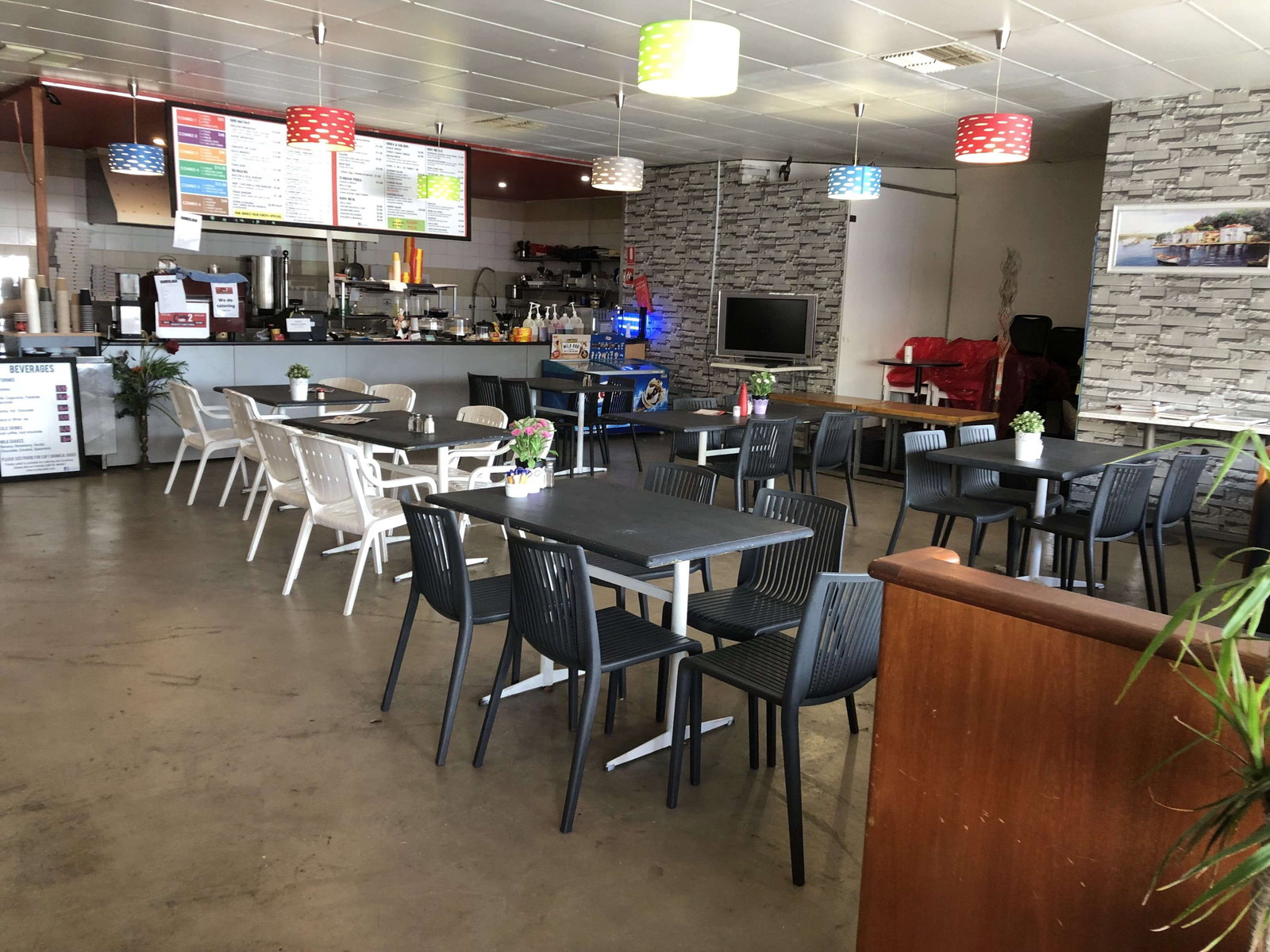 Cooby Cafe