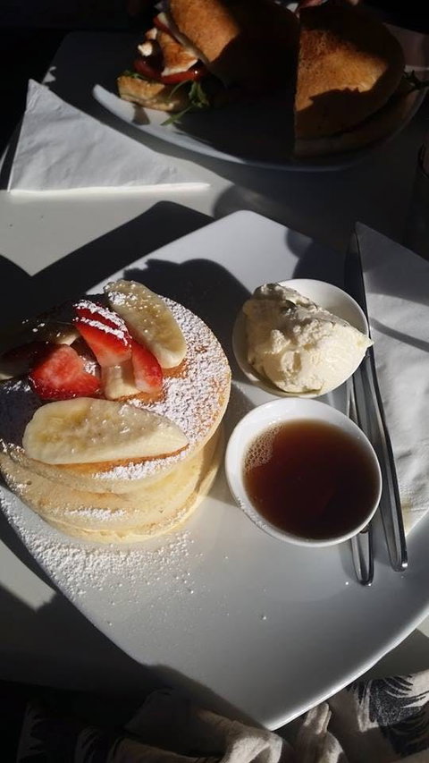 De'la Roma Cafe - Dentist Find 0