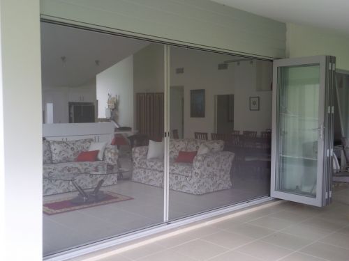 Bi Fold Solutions MNC