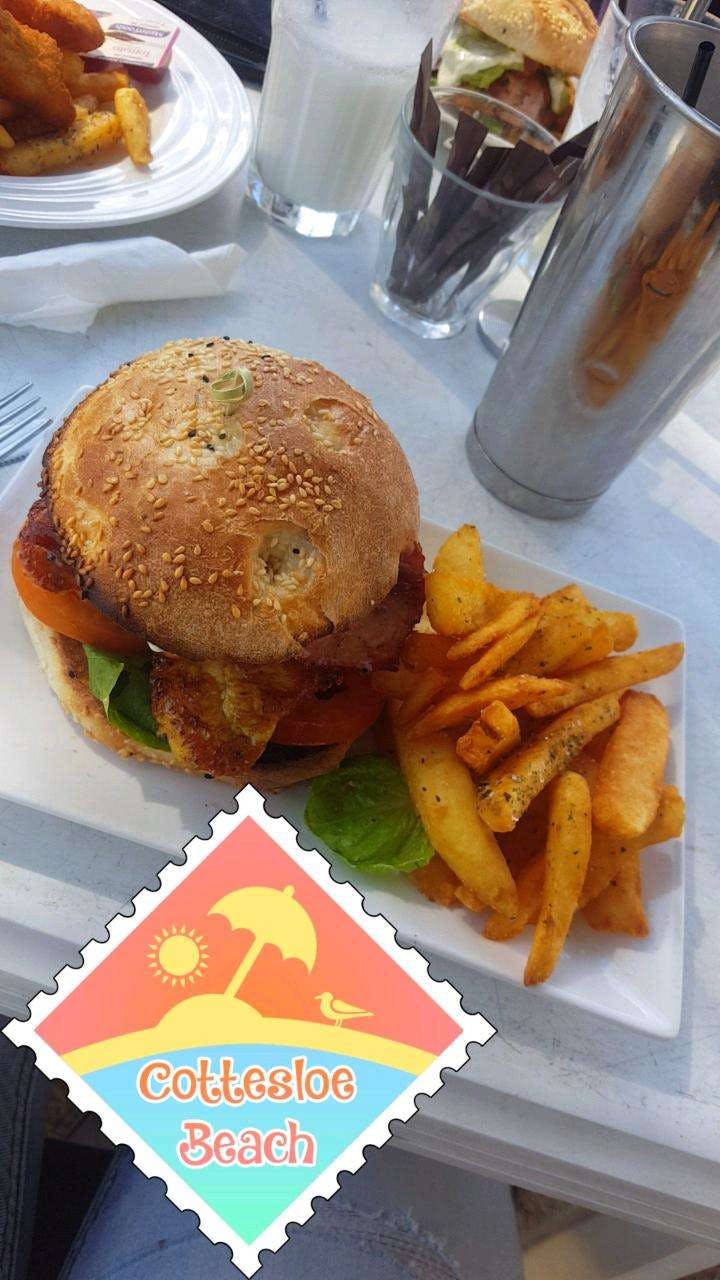 Beaches Cafe