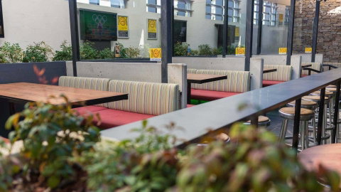 Chime Restaurant - Hotel Northbridge - Dentist Find 0