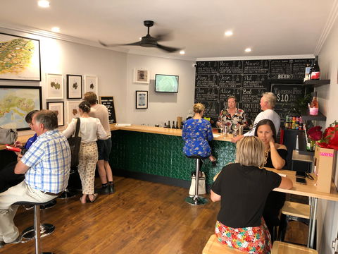 Matriarch And Rogue Winery - Dentist Find 0