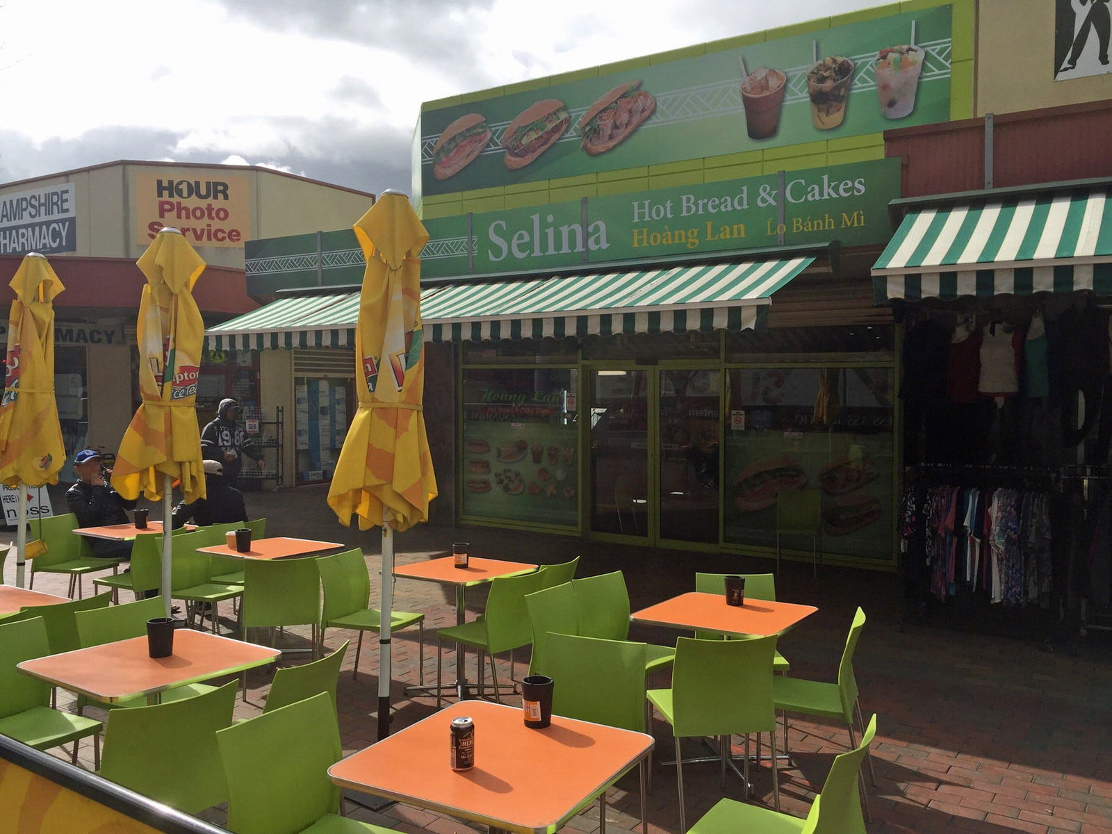 Hoang Lan Hot Bread - Sunshine