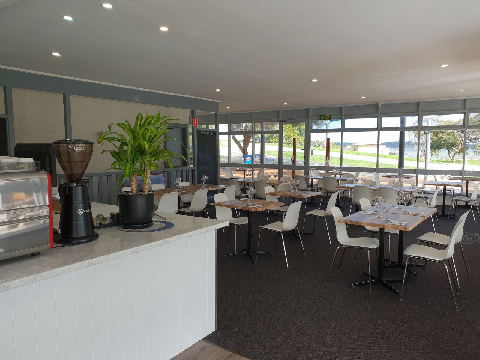 Sails Cafe at Clayton Bay