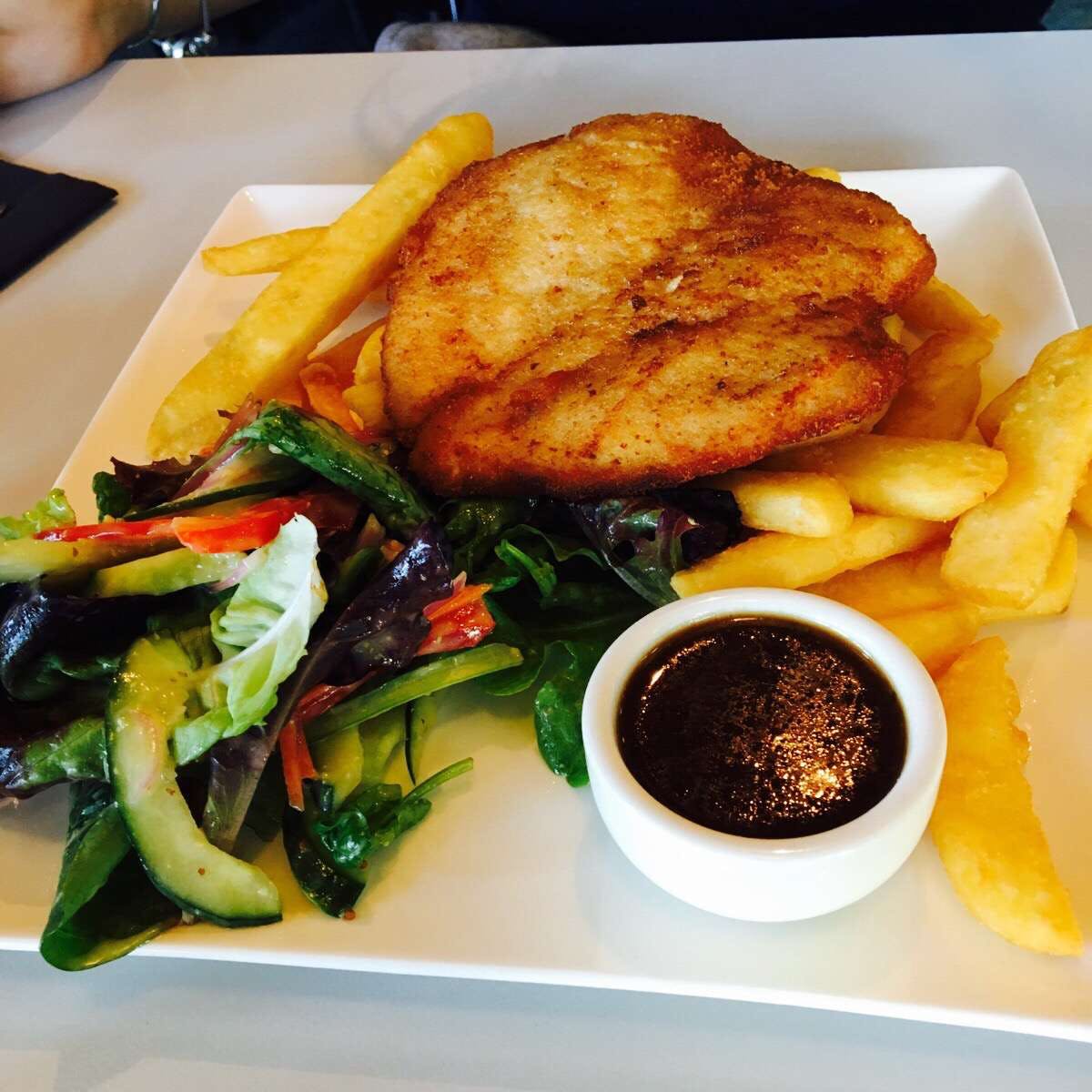 Iluka Tavern