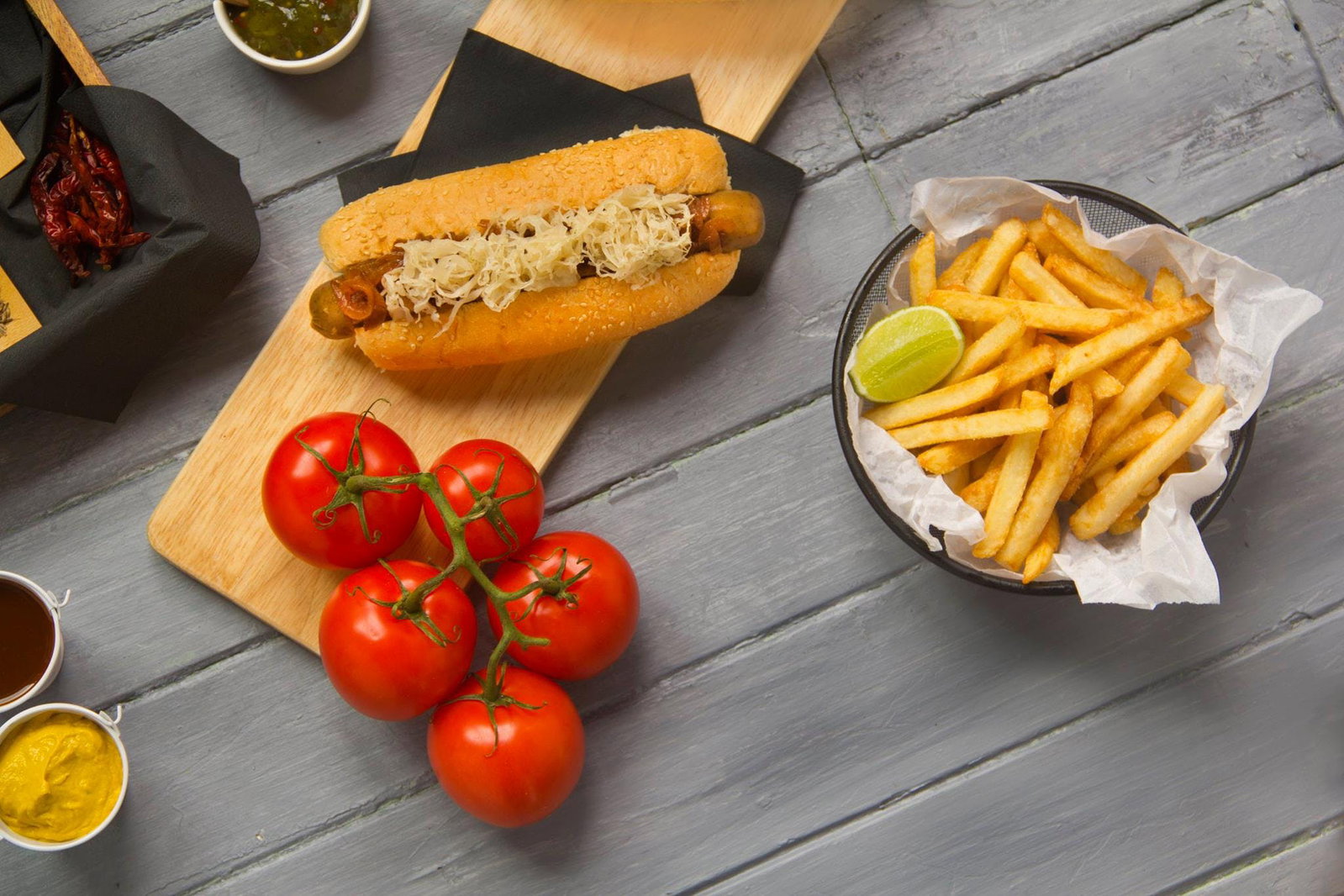 5 Dogs Gourmet Hot Dogs - Mount Gravatt