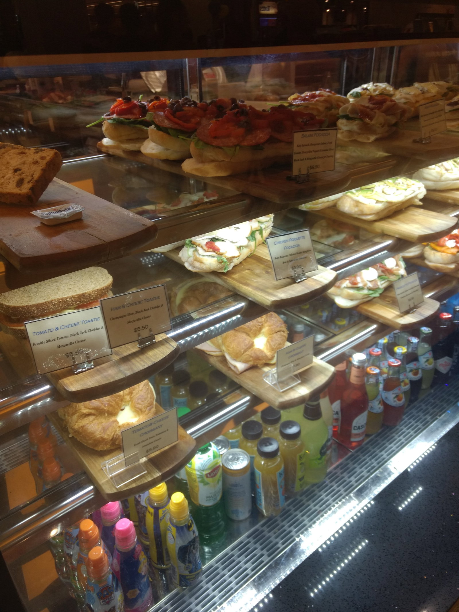 Bon Vivant Delicatessen