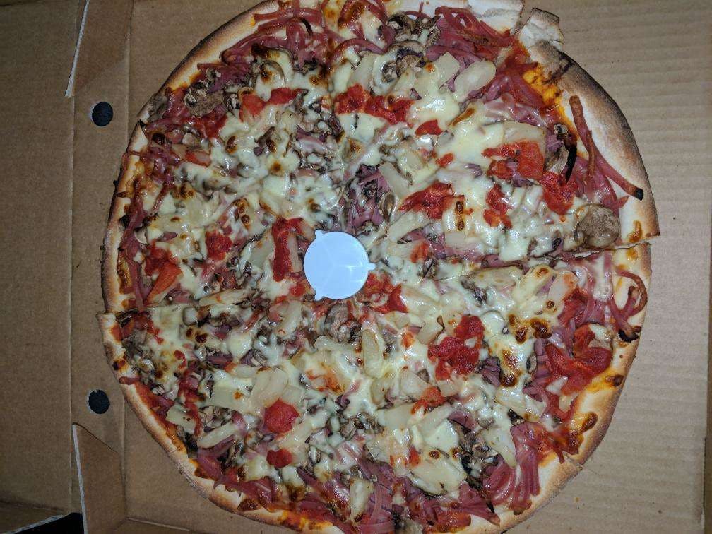 Marty's Pizza Hideout