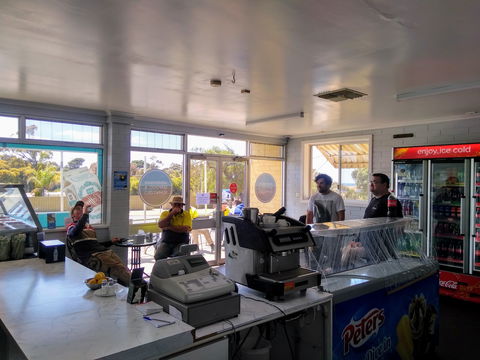 Ardrossan Seafood And Schnitzels - Dentists Australia 2