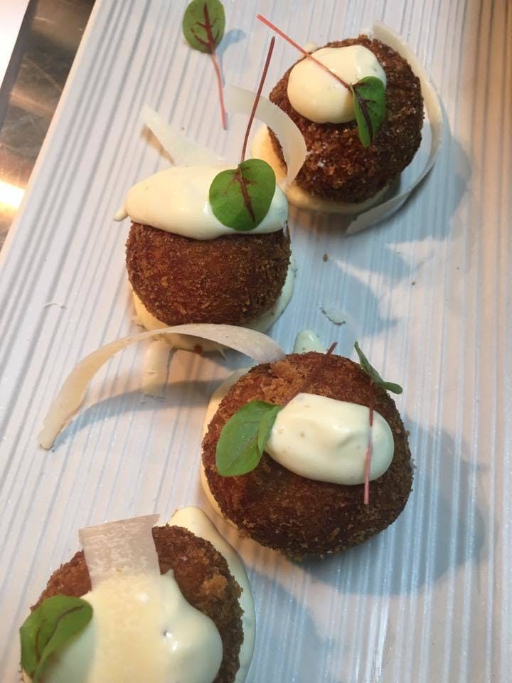 Musque Food  Wine