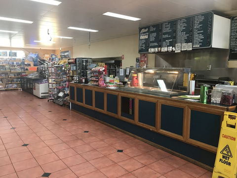 Dino's Takeaway &  Milkbar - Dentists Australia 0