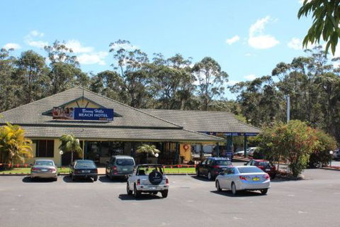 Bonny Hills Beach Hotel - Dentist Search 3