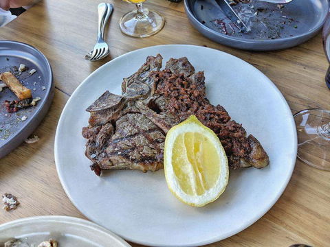 Main Hotel - Dentists Australia 0