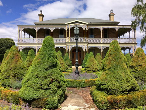 Lawrenny Estate Distillery - Dentist Find 1