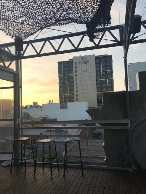 Hello Rooftop Bar - Dentist Find 1