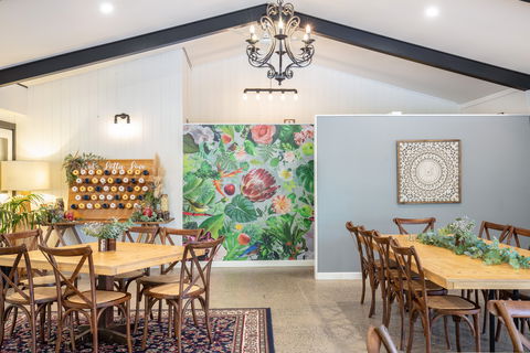 The Apple Farm - Dentist Find 0